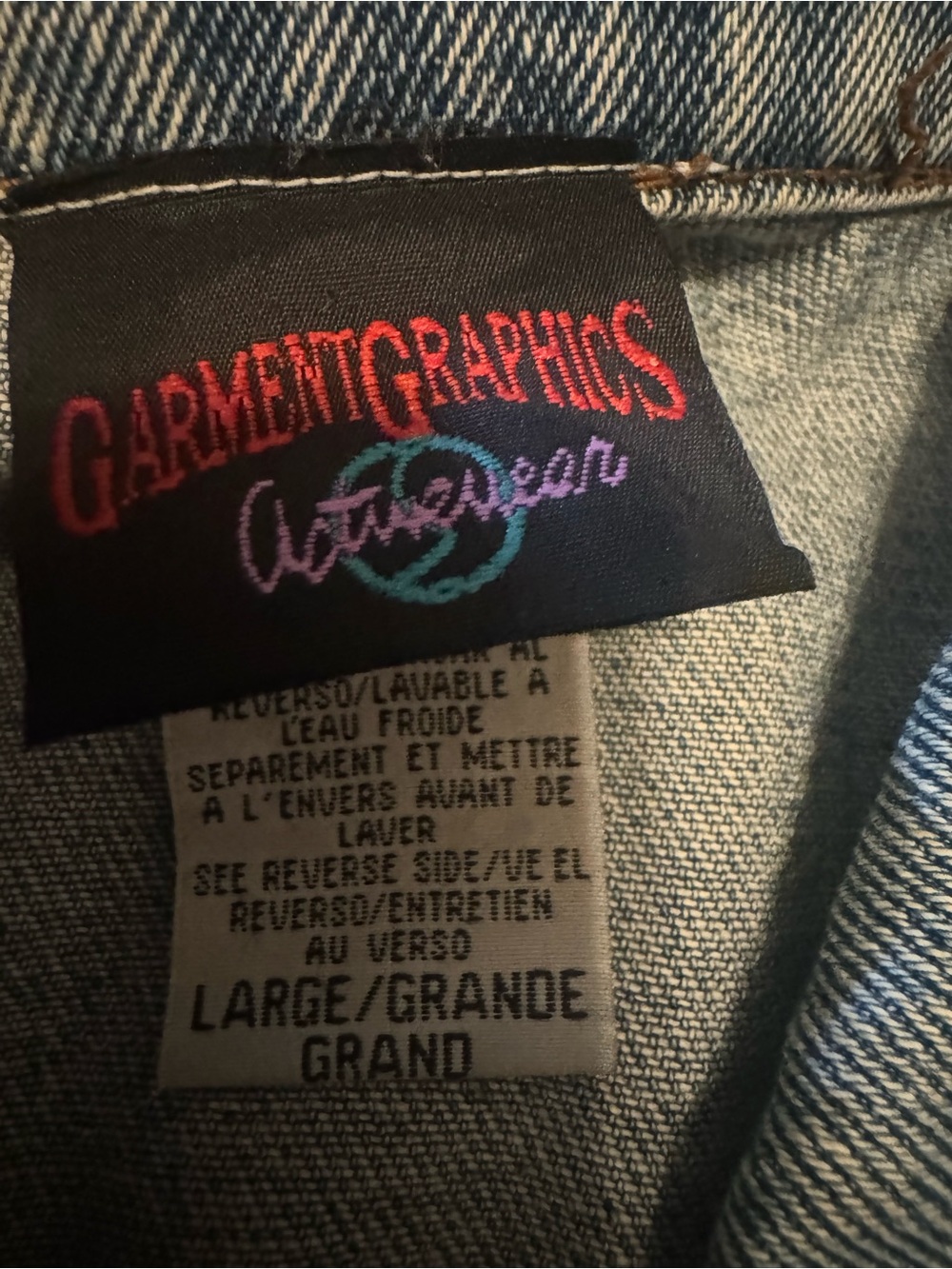 Vintage 1990’s Looney Tunes Graphic Denim Jacket - Blue mens large - Picture 3 of 3